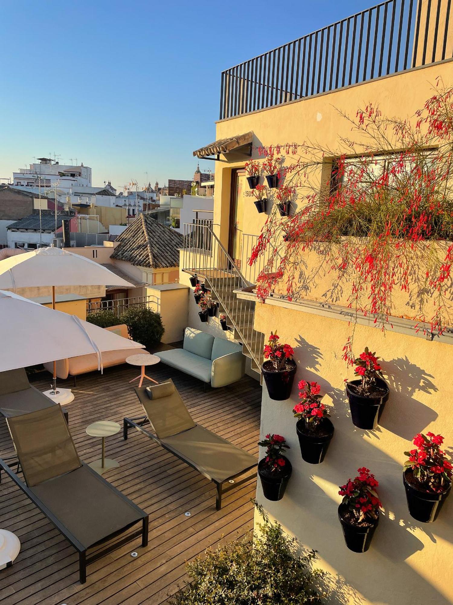 Eme Catedral Mercer Hotel Seville Luaran gambar Rooftop terrace