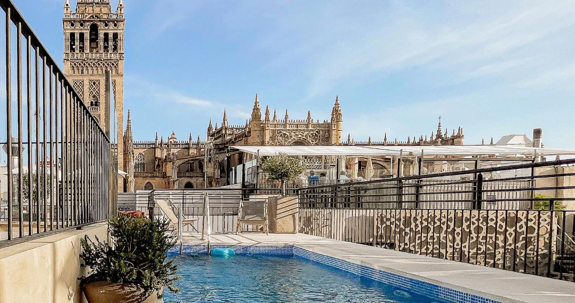 Eme Catedral Mercer Hotel Seville Luaran gambar The Roman Baths of Córdoba