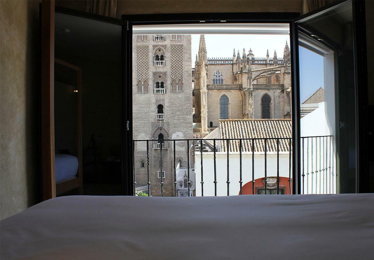 Eme Catedral Mercer Hotel Seville Luaran gambar View of the Cathedral of Seville from the hotel