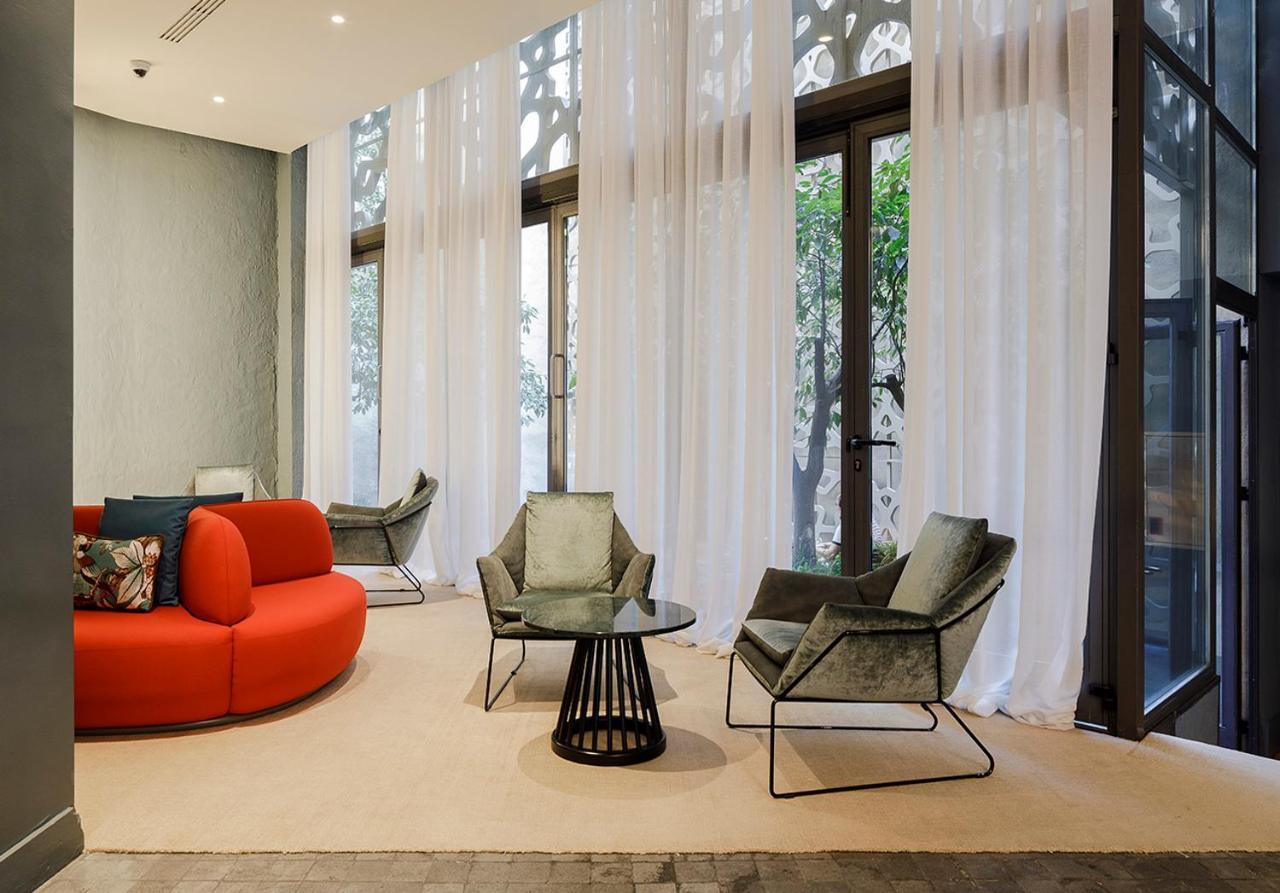 Eme Catedral Mercer Hotel Seville Luaran gambar The interior of the hotel